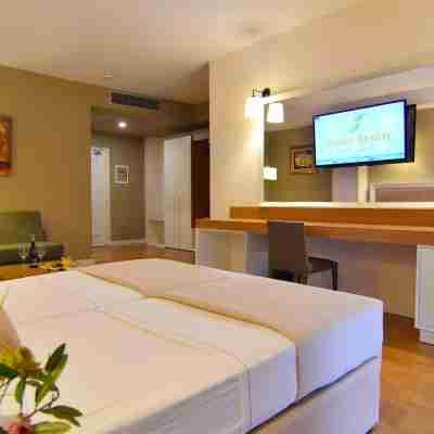 Sandy Beach Resort Rooms
