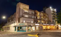Gran Hotel Brisas del Hum โรงแรมใน