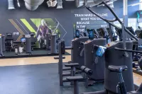 Bisham Abbey National Sports Centre - С тренажерным залом