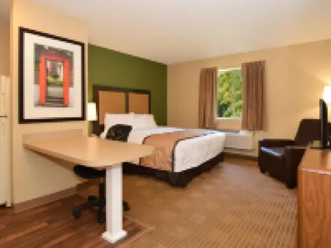 Extended Stay America Select Suites - Raleigh - RTP - 4610 Miami Blvd Hotels in Triangle