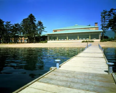 Grand Park Hotel Okubiwako Makino Hotels in Takashima