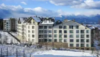Saint George Palace Aparthotel Hotels near Happy End