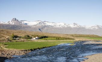 Fossardalur Guesthouse