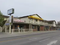 Villa Nova Motel Hotels near Gateway Camping