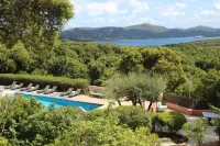 Hotel les Hauts de Porto-Vecchio Hotels in Порто-Веккьо