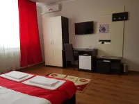 Hotel New - parkir