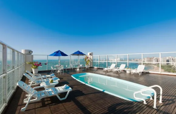 福特萊薩波旁酒店