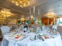 Fredrick's Hotel Restaurant Spa فنادق في ميدينهيد
