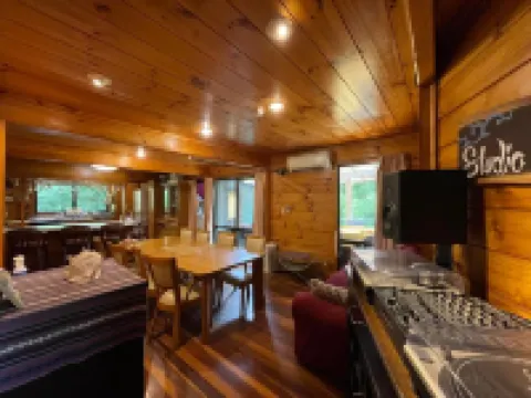 Nakadaki Art Village Hotel di Isumi