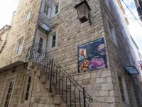 Villa Fontana Hotele w: Trogir