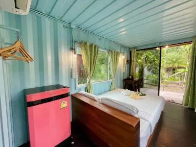 The Camper Lodge, Khao Sok