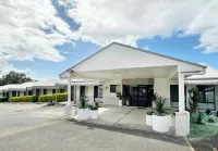 Catalina Motel Lake Macquarie Hotels in Marks Point