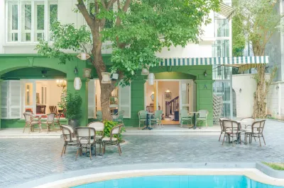 Éclectique Hanoi Homestay Hotels in Quan Ba Dinh