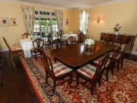 Oakmont Inn Hotels in Verona