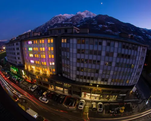 Omama Hotel Hotels in Aosta