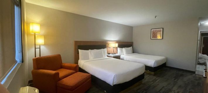 Sisk Hotel Отели в г. Станислаус Каунти