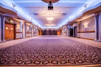 Parklands Hotel & Country Club Hotels in Гіффнок