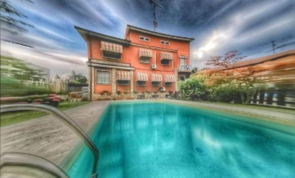 La Lampara - Housity