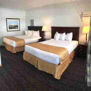 The Heritage of Lake George Rooms