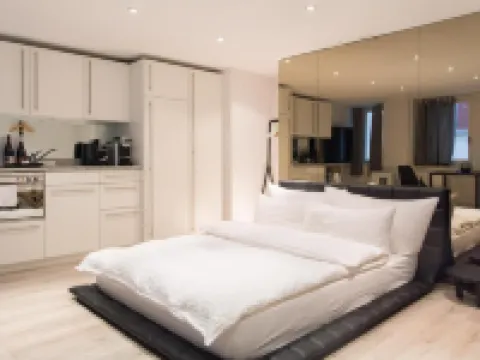 Top city center location by Airhome Hotéis em Zug