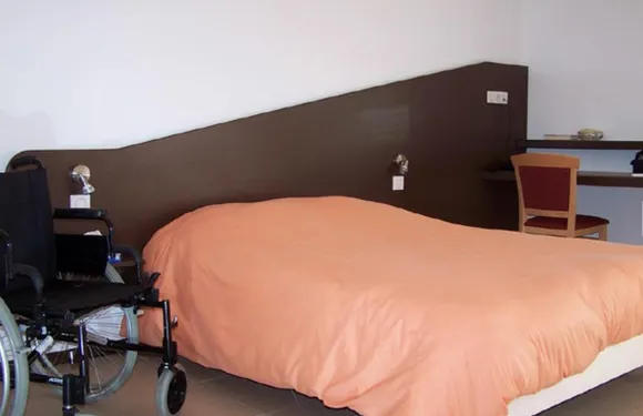 瑞奇瓦克斯酒店