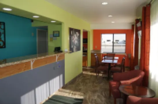 เอเพ็กซ์ อินน์