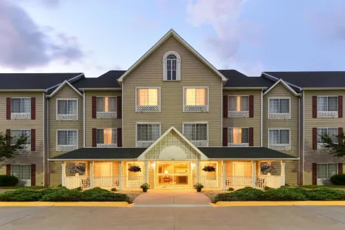 Country Inn & Suites by Radisson, Davenport - Quad Cities Hotels in Davenport