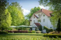 Parkhotel Neustadt Garni Hotels in Wusterhausen
