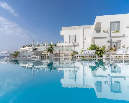Lani's Suites de Luxe - Adults Only Hotels in Tias