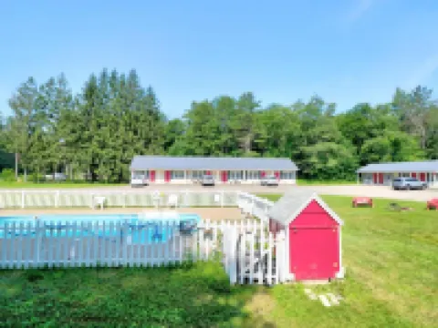 The Villager Motel Hotels in Bartlett