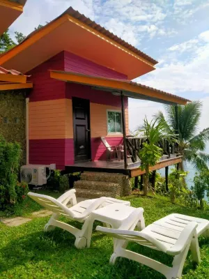 Cliff View Bungalows