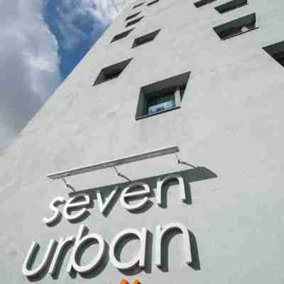 Seven Urban Suites Nantes Centre Hotel Exterior