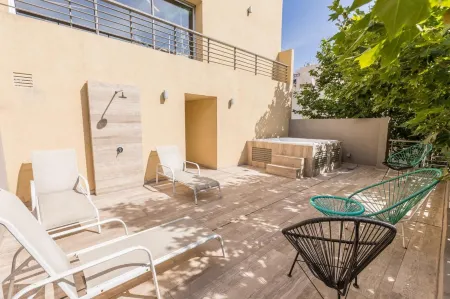 Babel Belgrano Отели рядом с достопримечательностью «Сад Ботанико Карлос Тайс»