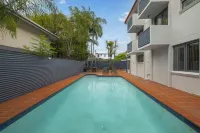 Asraport Motel - Pools