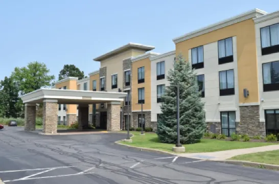 Cicero Grand - Syracuse North Hotel di 