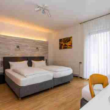 Hotel & Wirtshaus Hansen Rooms