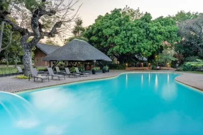 Sunbirds Oasis Lodge فنادق في 
