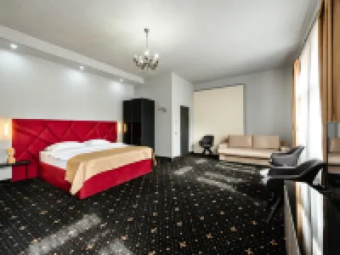 Palace Bulevard Inn Hotels near Hotel Continental