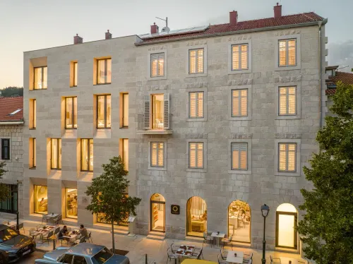 Emotheo Heritage Hotel - 4-Star
