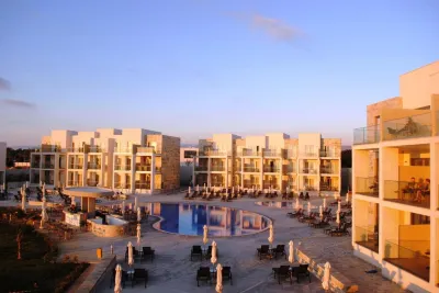 Amphora Hotel & Suites Các khách sạn gần Ayia Kyriaki Chrysopolitissa