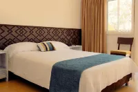 Hotel Gimaura Hotels near Catedral Nuestra Senora de los Remedios