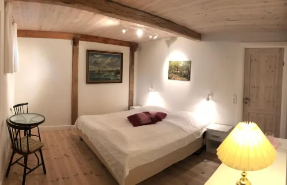 尼奧島稻草農場酒店