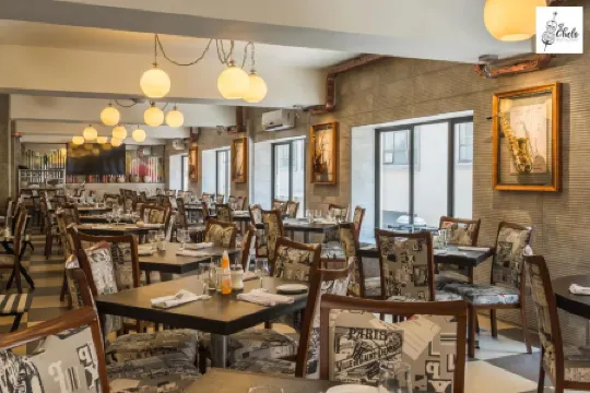 Hotel Panamericano Отели рядом с достопримечательностью «Культурный центр, монетный двор и площадь Сьюдадана»