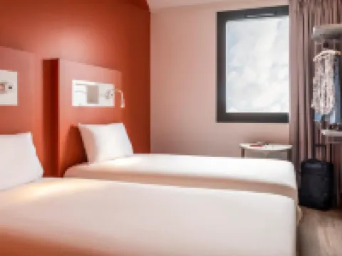 Ibis Budget Beauvais Aeroport โรงแรมในปีการ์ดี
