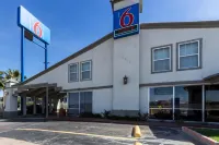 Motel 6 Fort Worth, TX - Seminary Hotels in Fort Worth