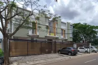 Avalon Karawaci Mitra RedDoorz Hotels in Jatiuwung