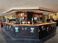 Savoy Country Inn - bar