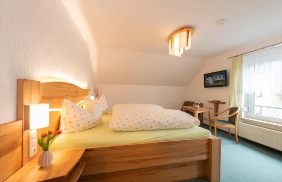 仁斯特格魯鮑酒店