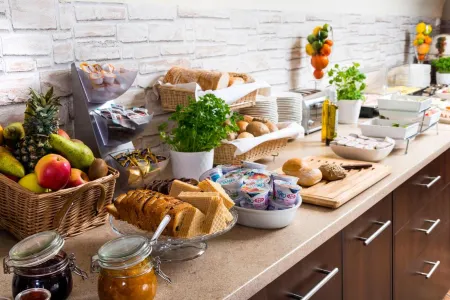 Hotel Regent Отели рядом с достопримечательностью «Галерея польского искусства XIX века»