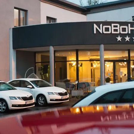 NoBo Hotel - Business